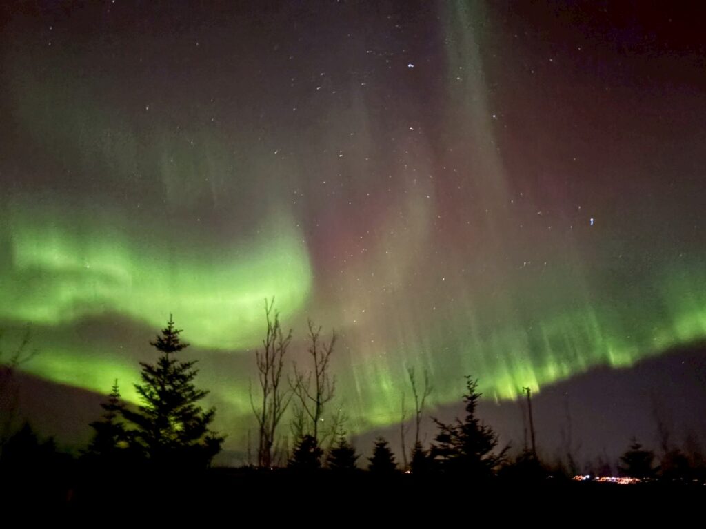 道中のオーロラ２