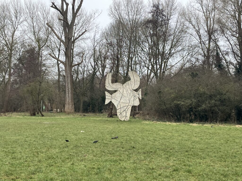 フォンデル公園内のピカソの彫刻