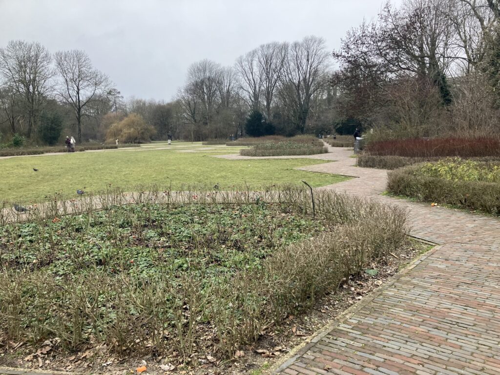 フォンデル公園内のガーデン