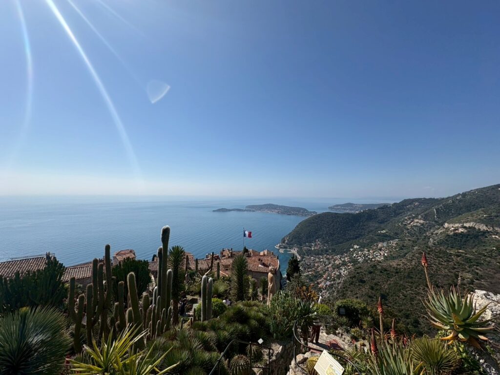 エズの植物園からの景色