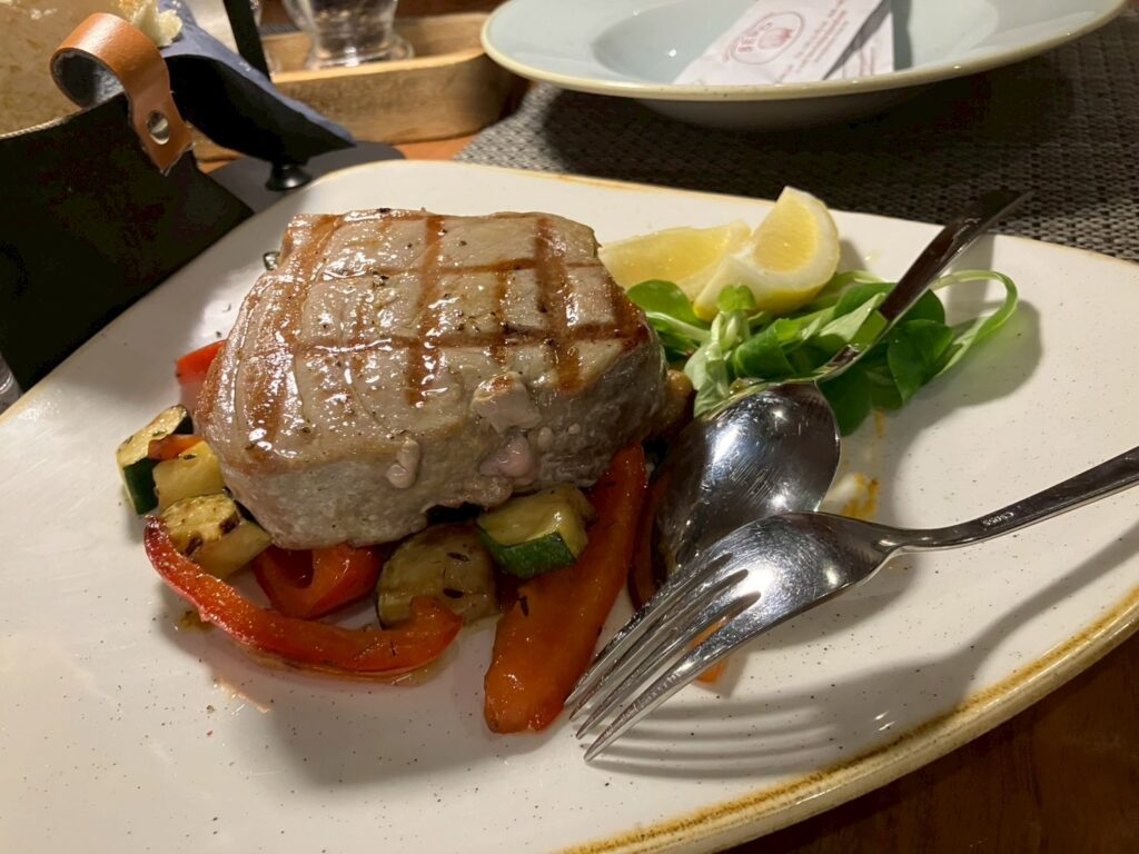 ツナステーキ