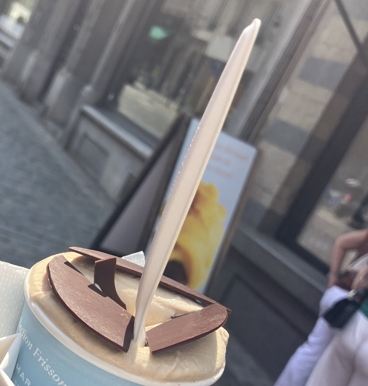 ピエール・マルコリーニのヘーゼルナッツと白味噌のジェラート