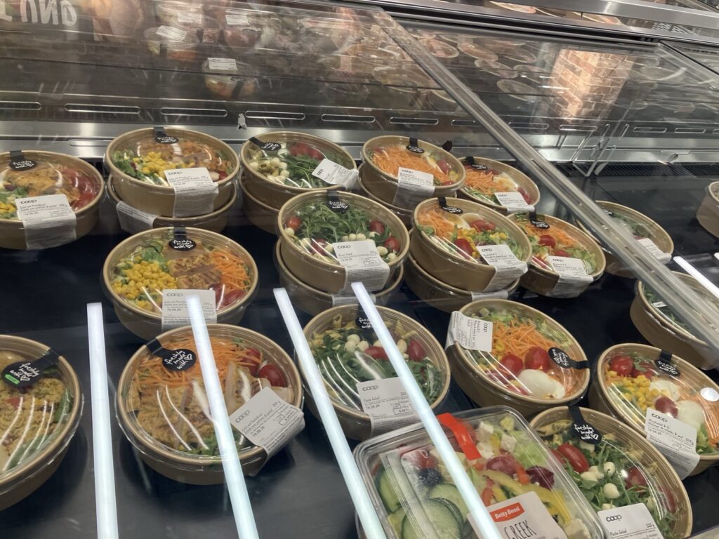 Coopのサラダボウル冷蔵ケース