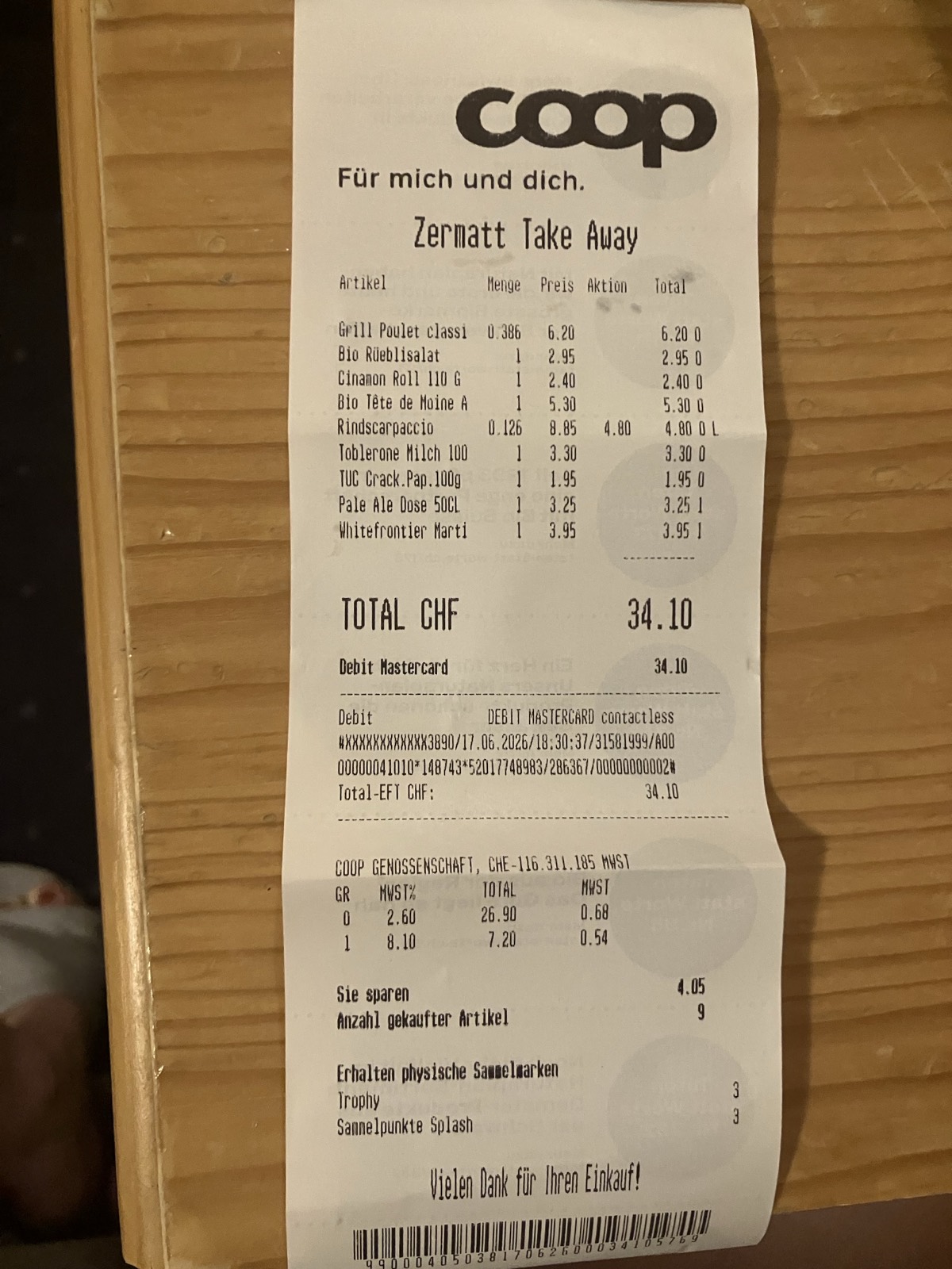 ツェルマットのCoopのレシート。合計CHF34.10、9品の内訳